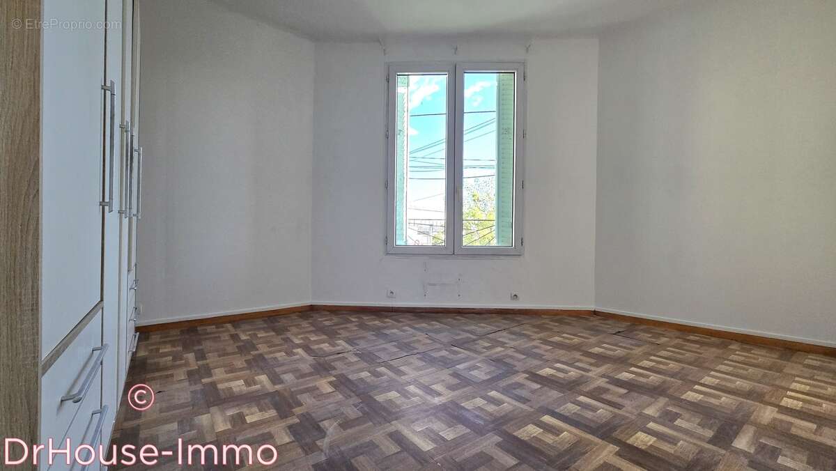 Appartement à LE BOURGET