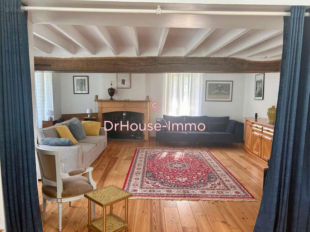 Maison à COURTEMAUX