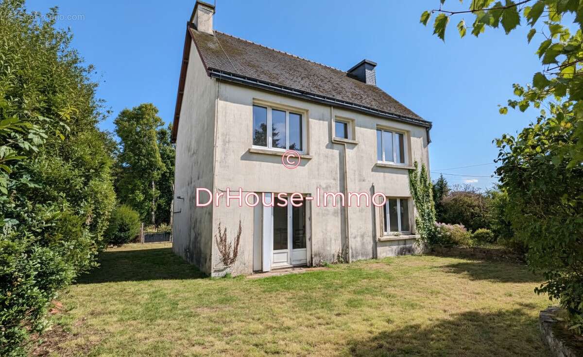 Maison à ROUDOUALLEC