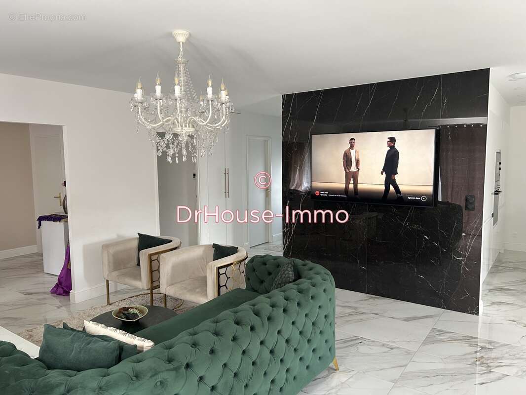 Maison à LA COURONNE