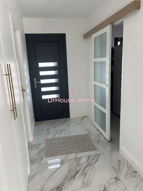 Maison à LA COURONNE