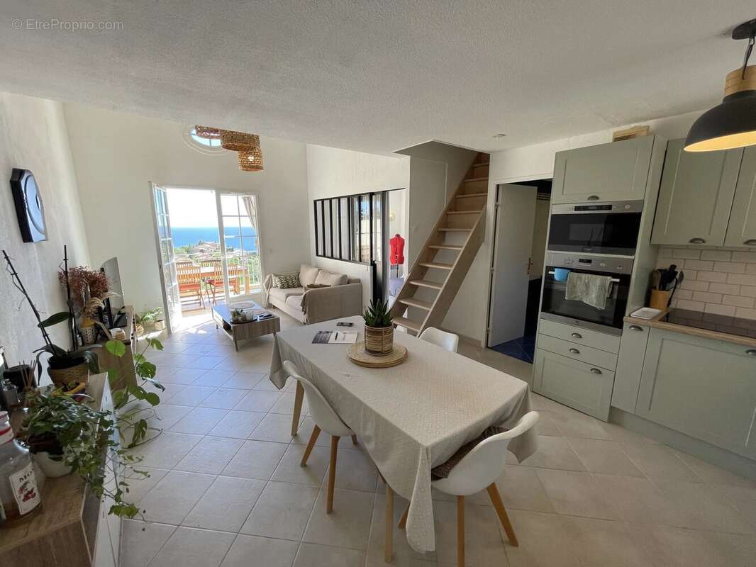 Appartement à THEOULE-SUR-MER