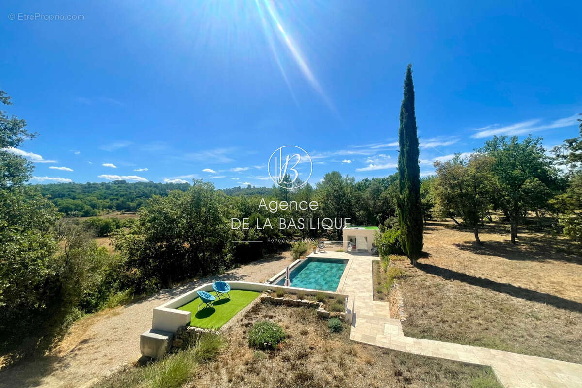 Maison à SAINT-MAXIMIN-LA-SAINTE-BAUME