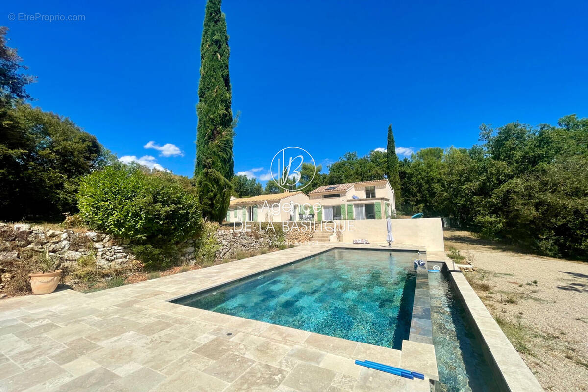 Maison à SAINT-MAXIMIN-LA-SAINTE-BAUME