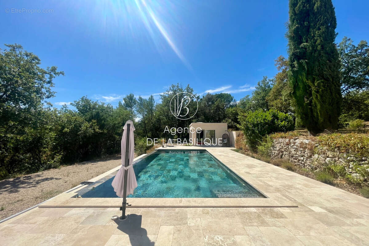 Maison à SAINT-MAXIMIN-LA-SAINTE-BAUME