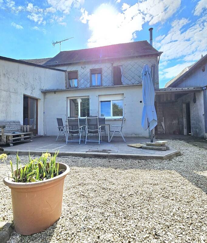 Maison à CHAUMONT-PORCIEN