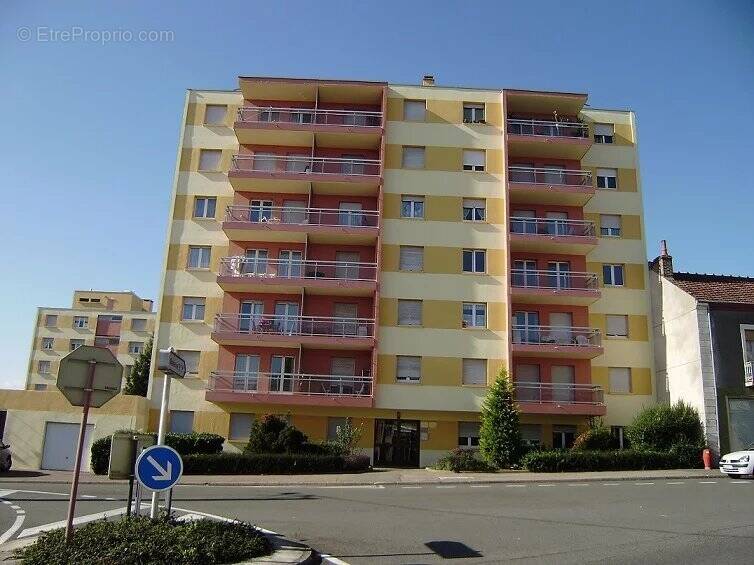 Appartement à MONTCEAU-LES-MINES