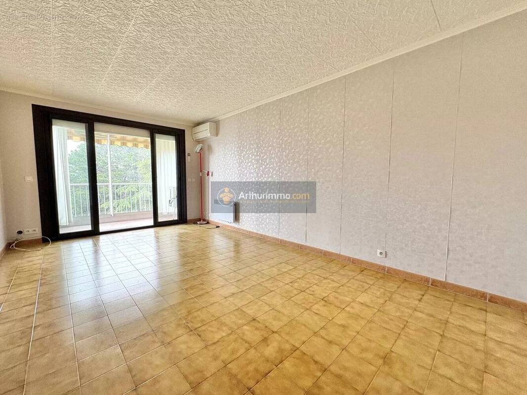 Appartement à FREJUS