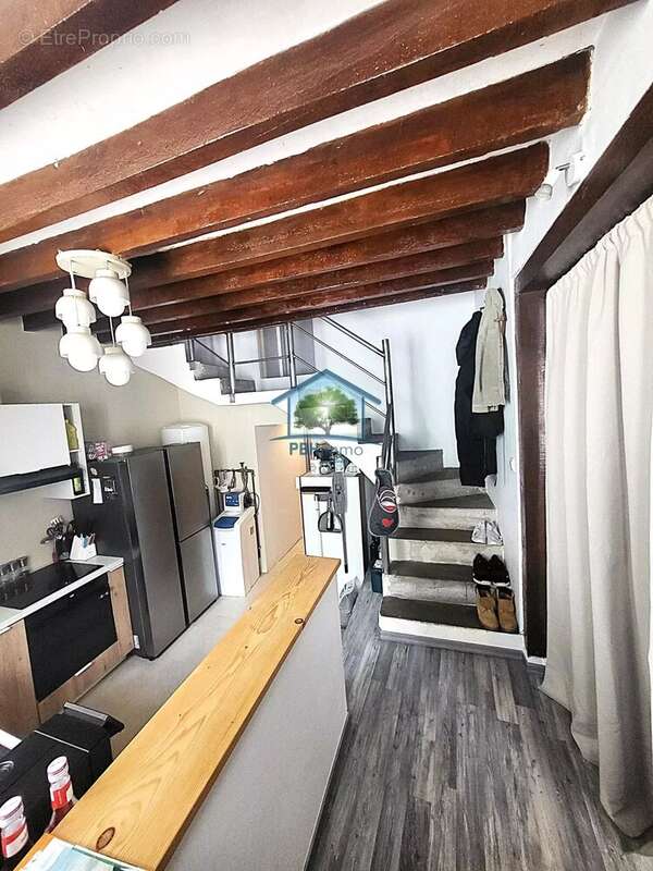 Maison à SAINT-JEAN-LES-DEUX-JUMEAUX