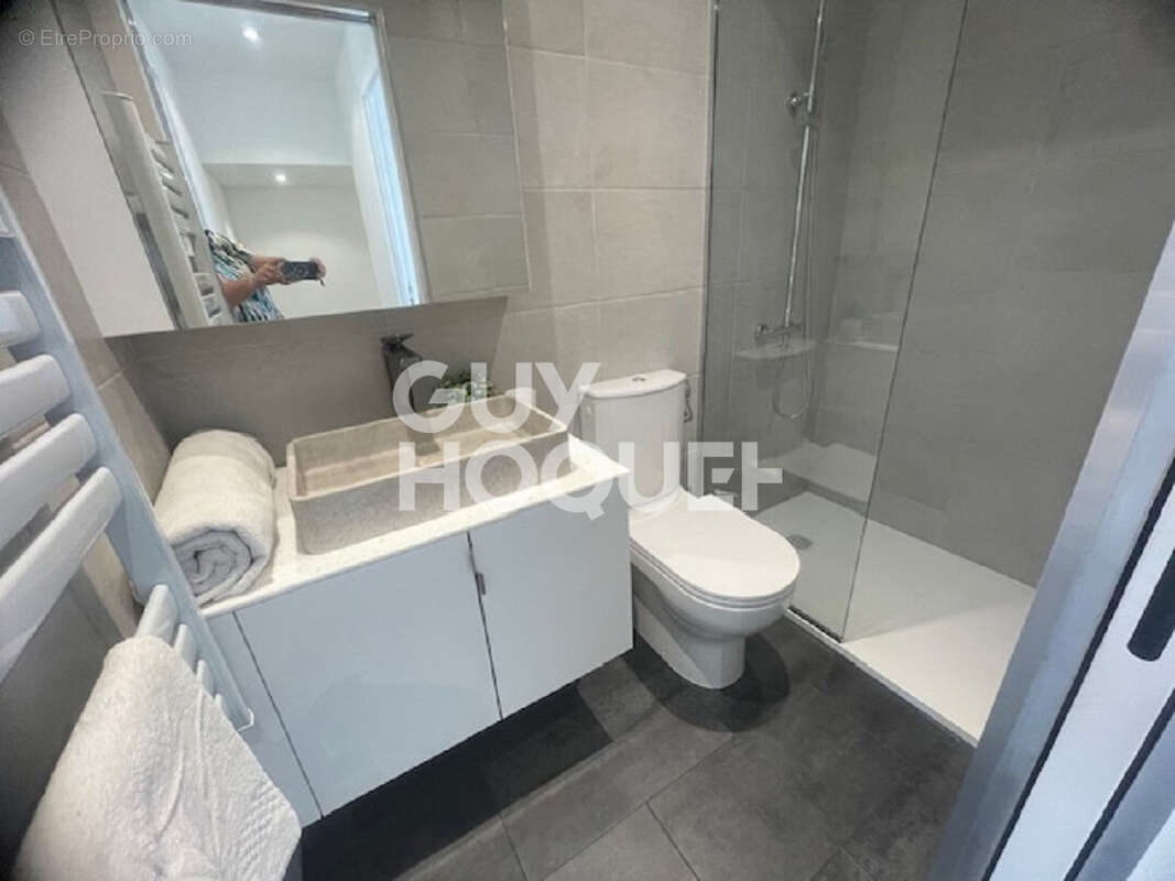 Appartement à VALLAURIS