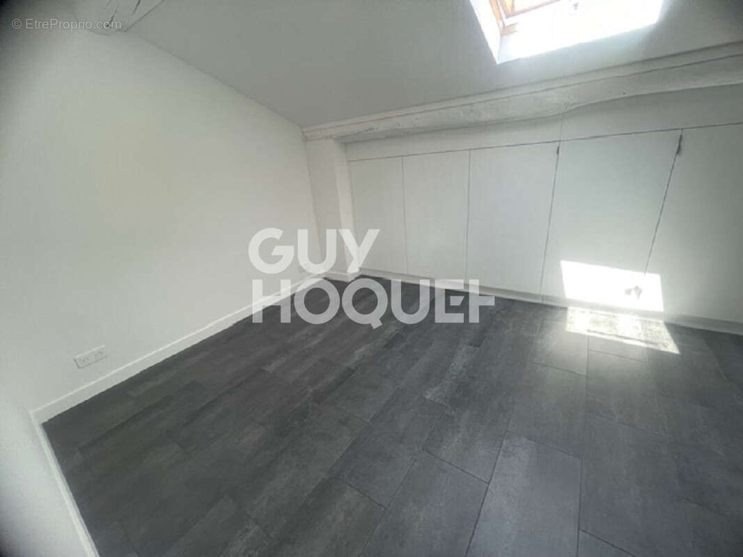 Appartement à VALLAURIS