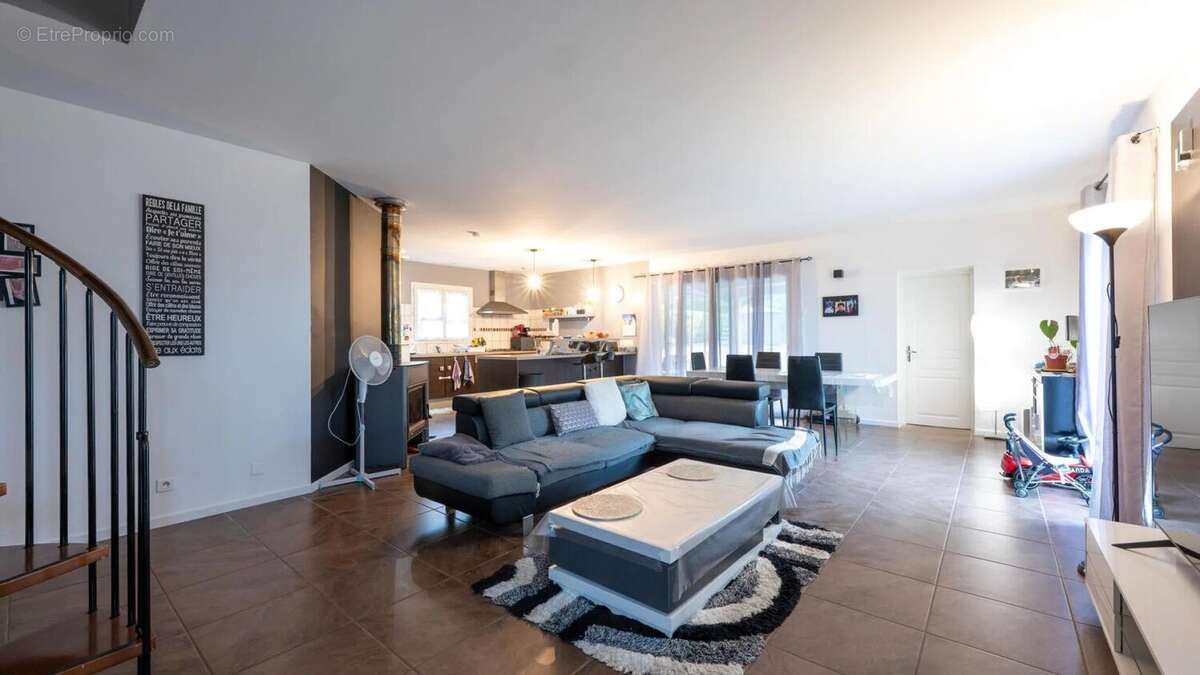 Maison à MARTEL