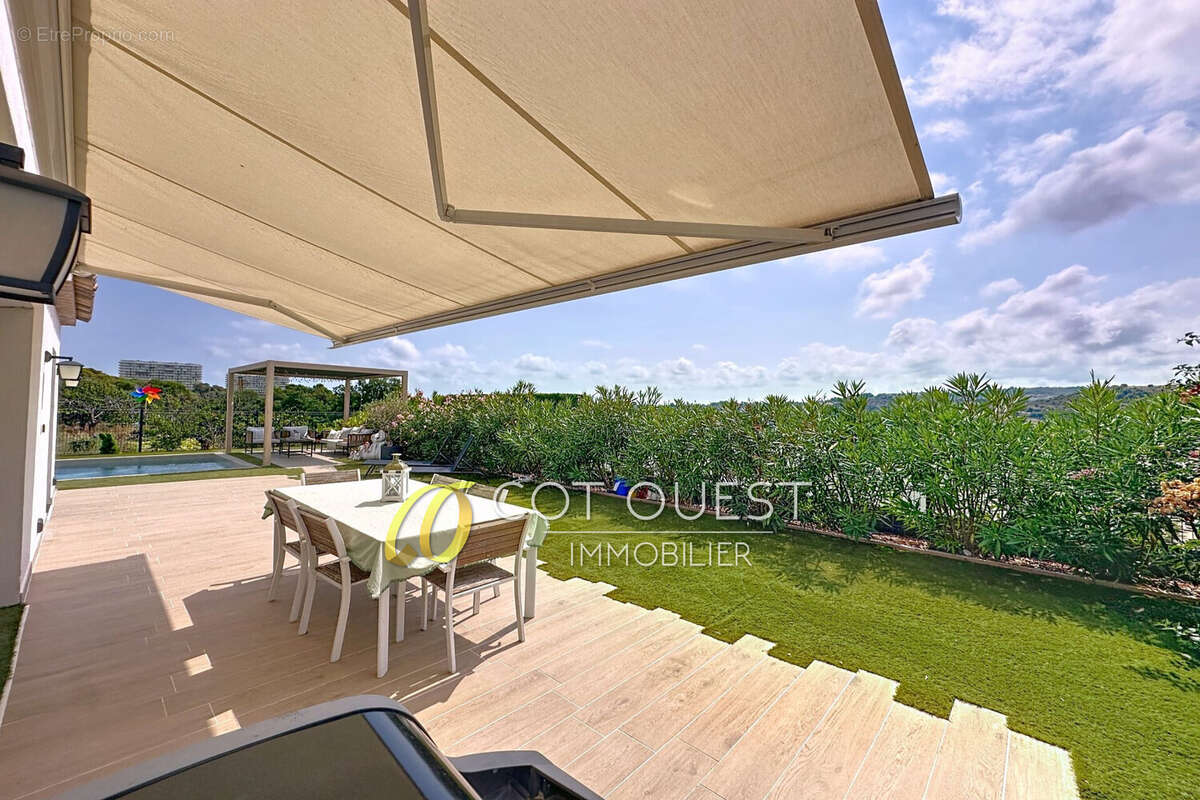 Maison à VILLENEUVE-LOUBET