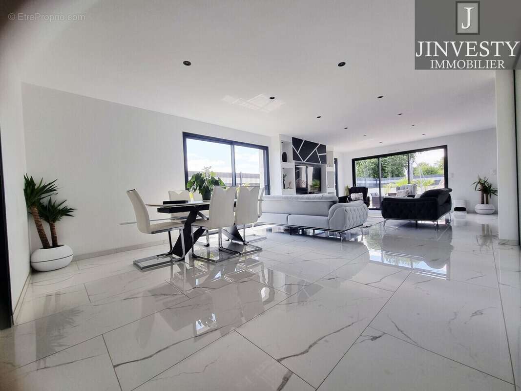 Maison à PONT-SCORFF