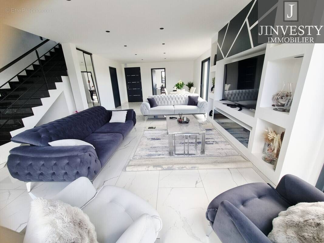 Maison à PONT-SCORFF