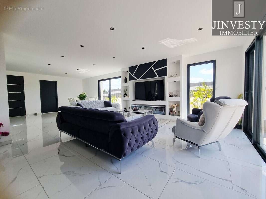 Maison à PONT-SCORFF