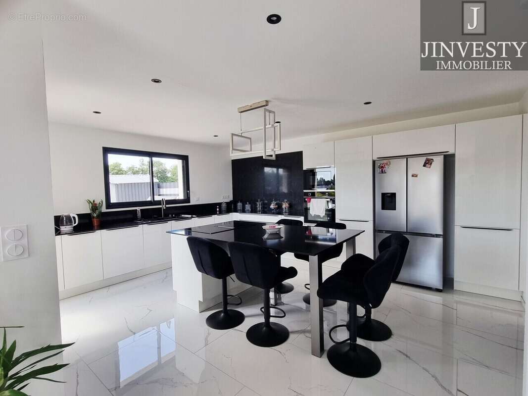 Maison à PONT-SCORFF