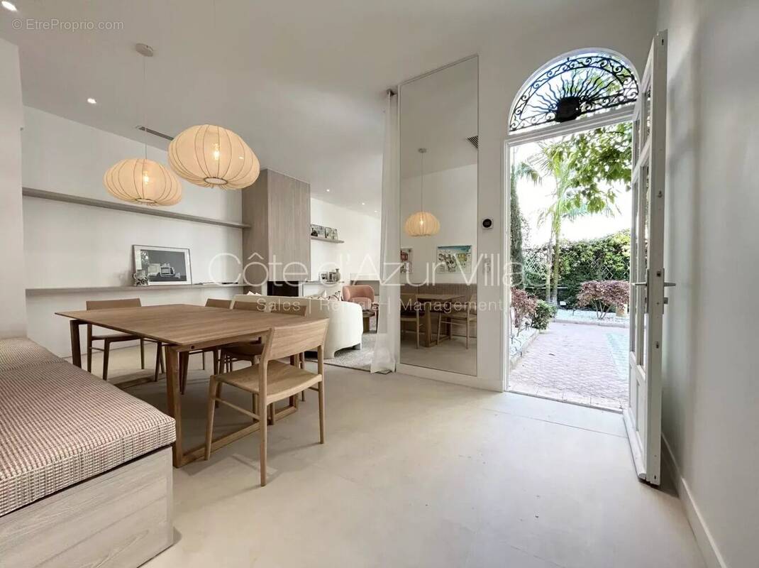 Appartement à CANNES