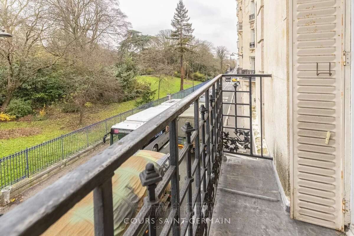 Appartement à PARIS-14E
