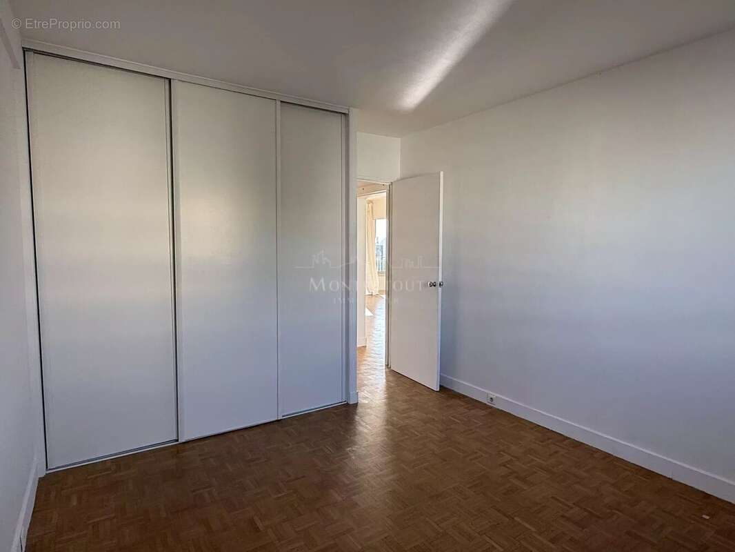 Appartement à SAINT-CLOUD