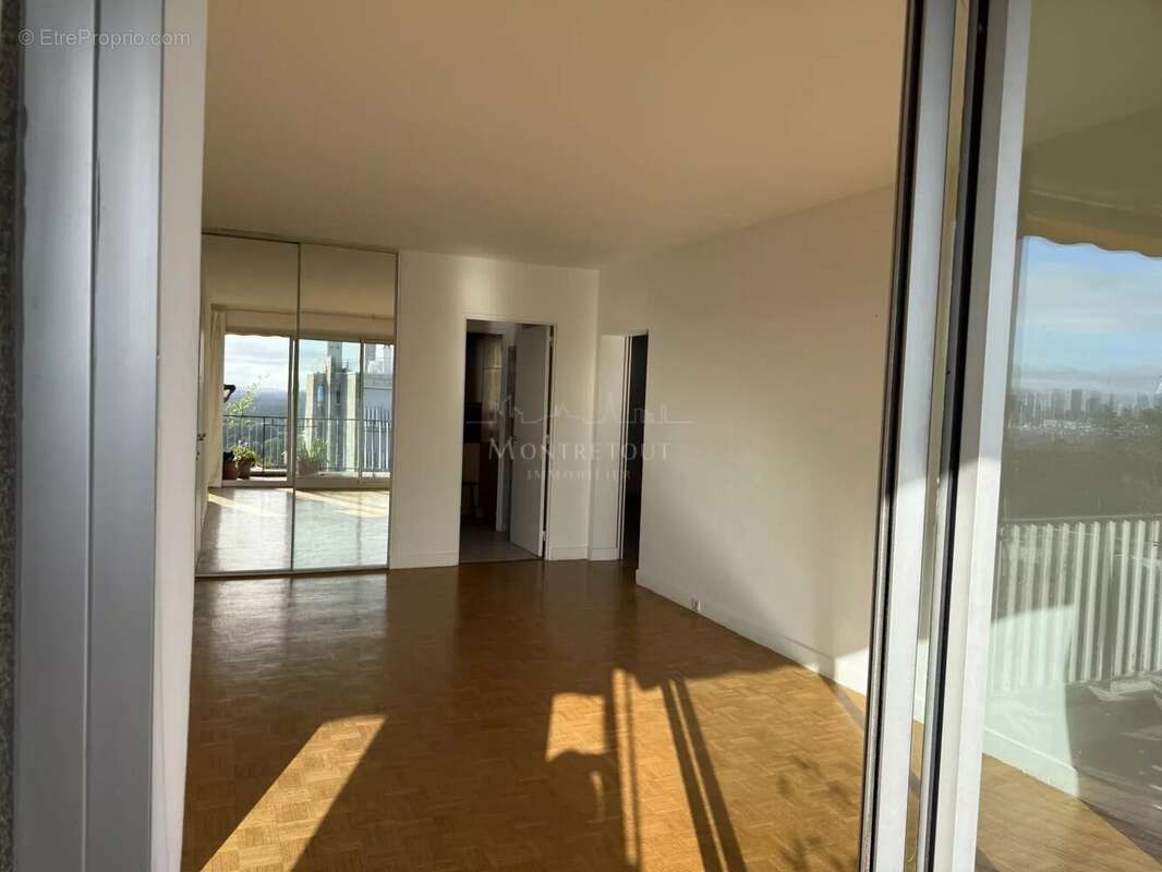 Appartement à SAINT-CLOUD