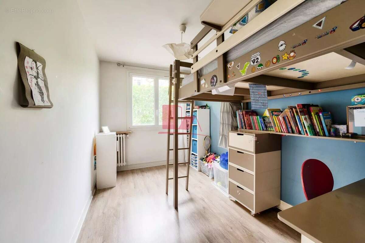 Appartement à ISSY-LES-MOULINEAUX