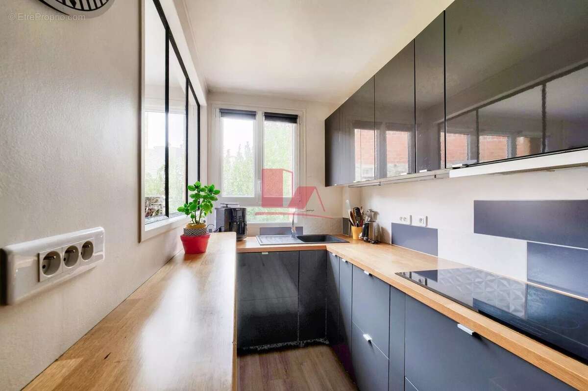 Appartement à ISSY-LES-MOULINEAUX