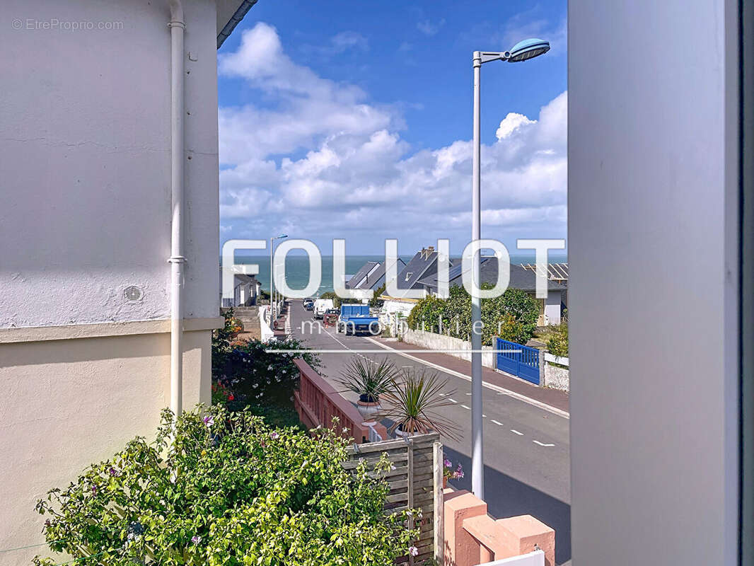 Maison à DONVILLE-LES-BAINS