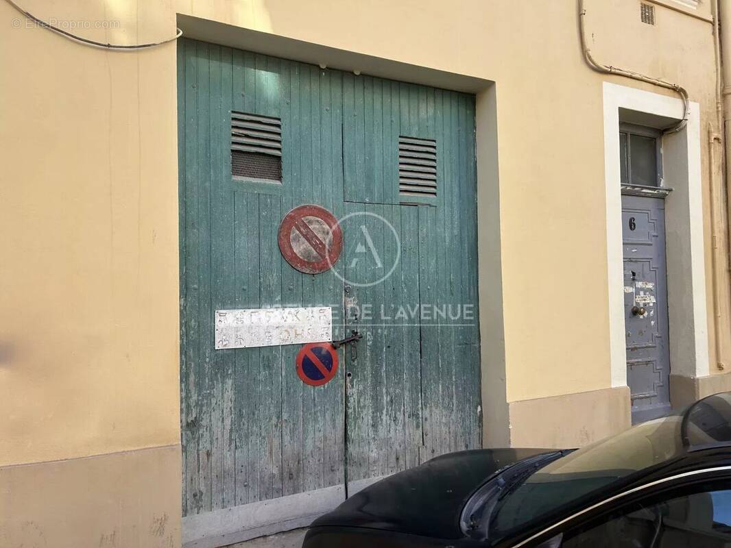 Parking à LA SEYNE-SUR-MER