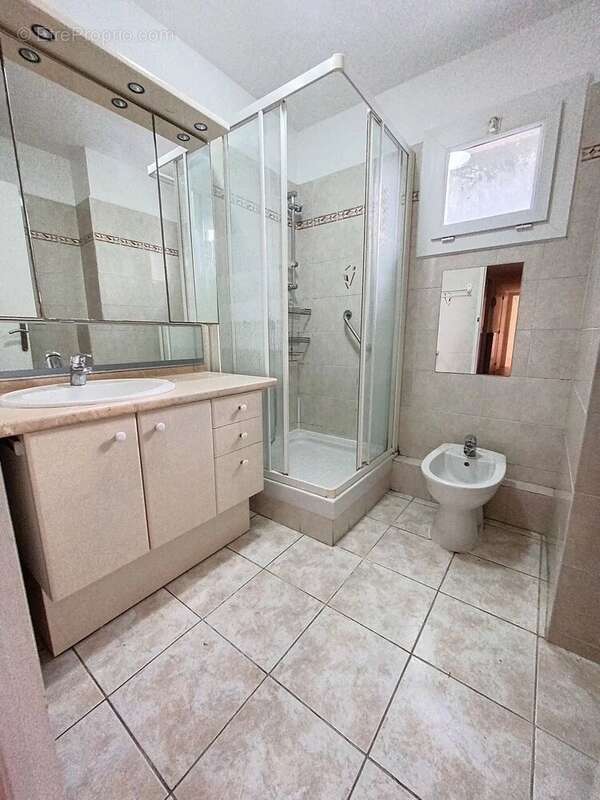 Appartement à MARSEILLE-9E