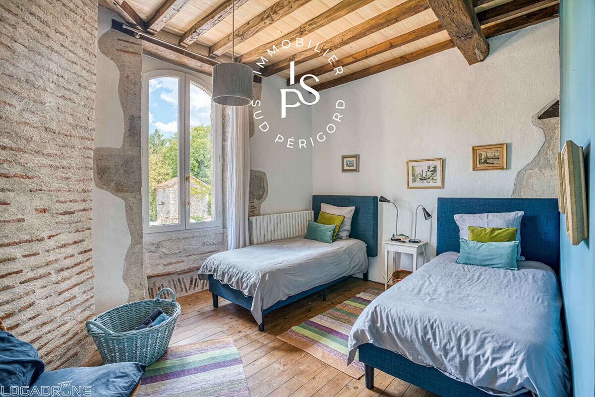 Maison à CASTELJALOUX