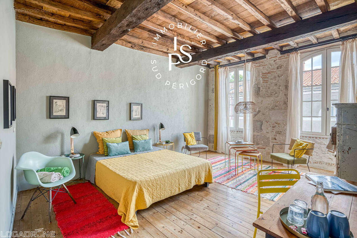 Maison à CASTELJALOUX