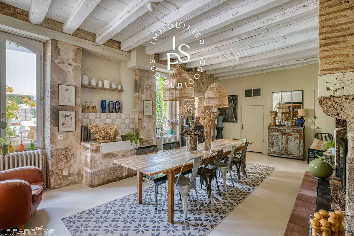 Maison à CASTELJALOUX