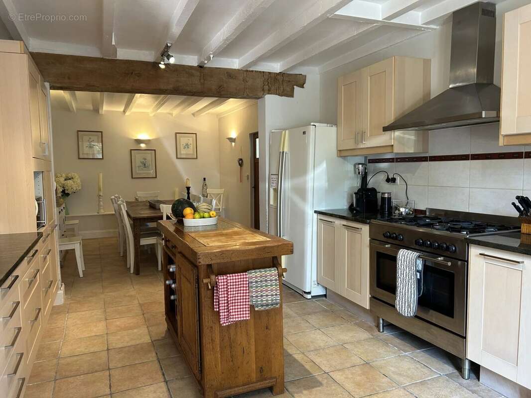 Maison à AUBETERRE-SUR-DRONNE