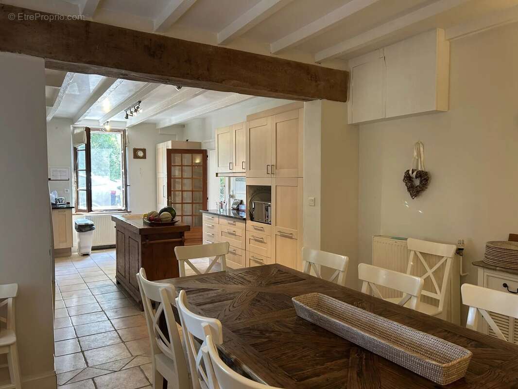 Maison à AUBETERRE-SUR-DRONNE