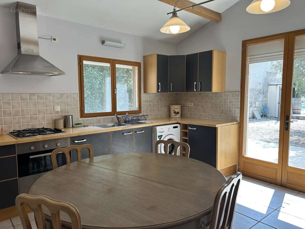 Maison à AUBETERRE-SUR-DRONNE