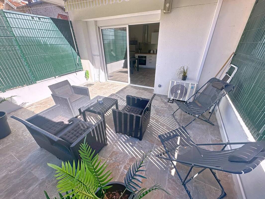 Appartement à CANNES