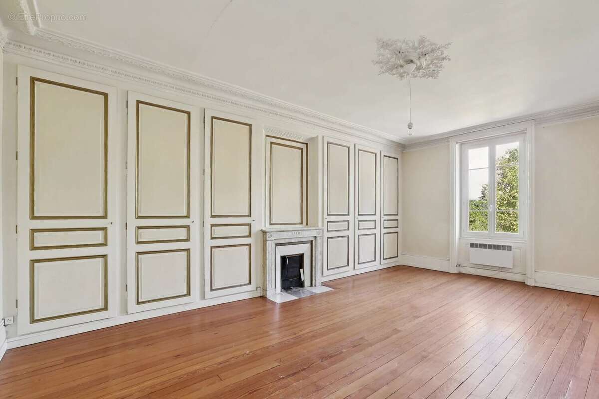 Appartement à SATHONAY-CAMP