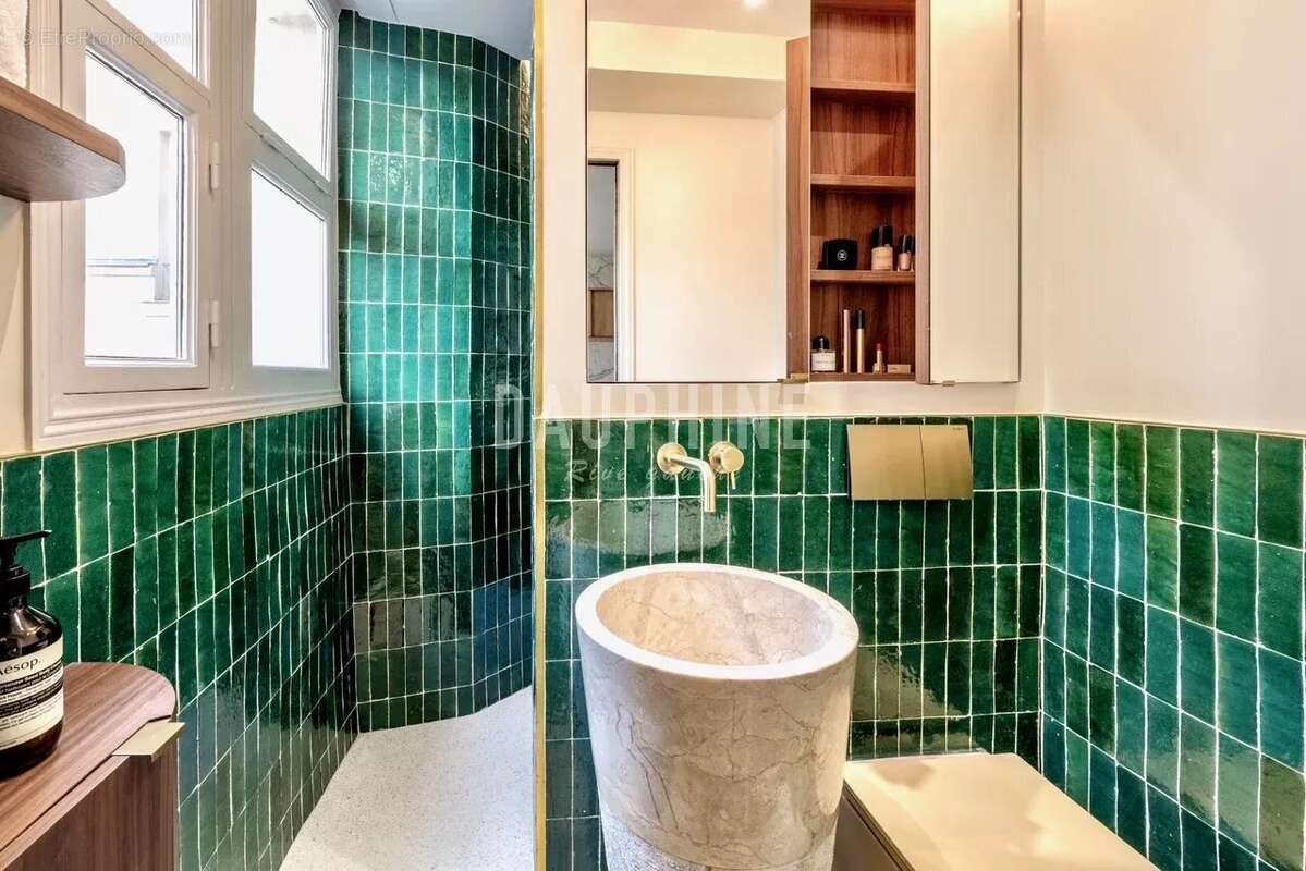 Appartement à PARIS-2E