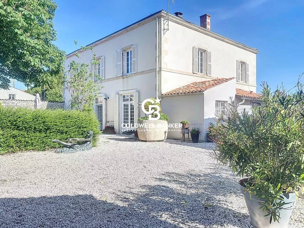 Maison à SAINT-SAUVEUR-D&#039;AUNIS