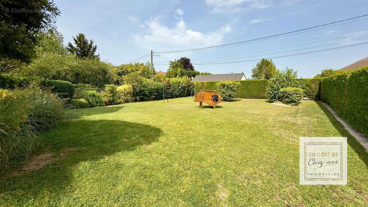 Maison à OSSEY-LES-TROIS-MAISONS