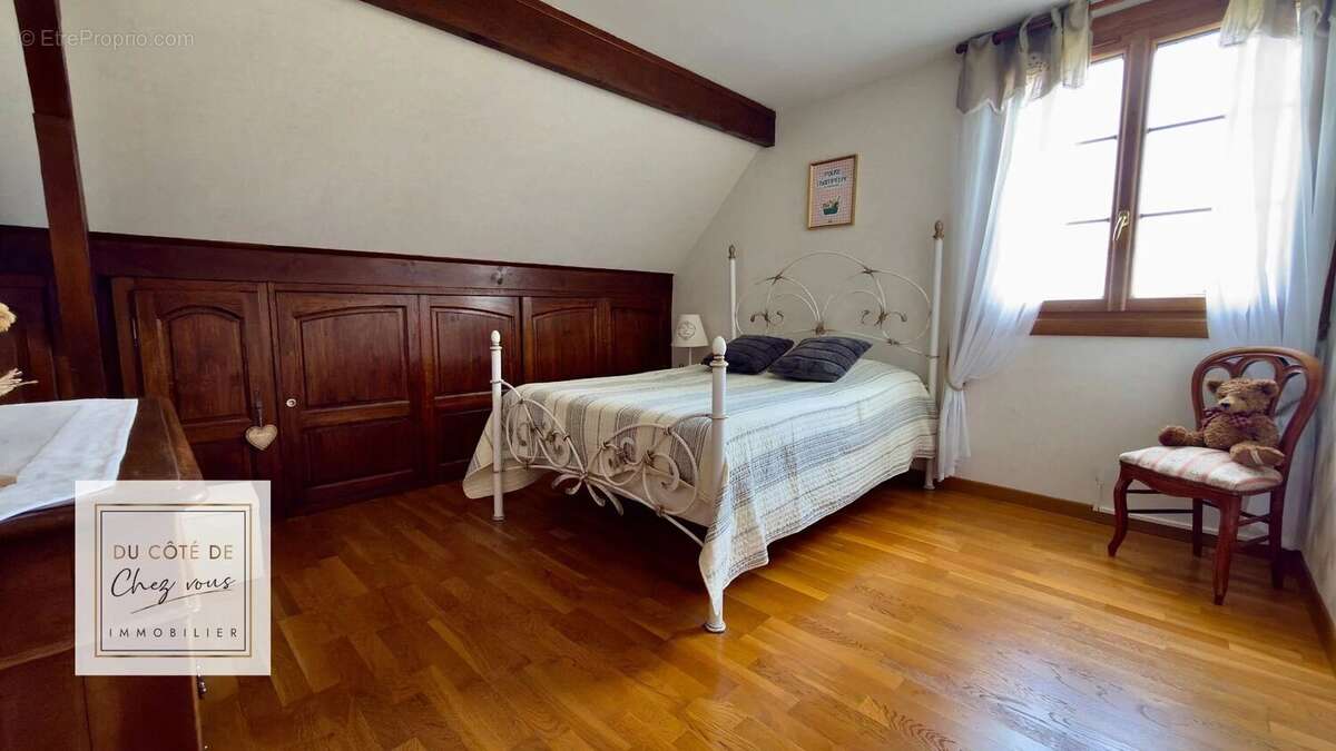 Maison à OSSEY-LES-TROIS-MAISONS