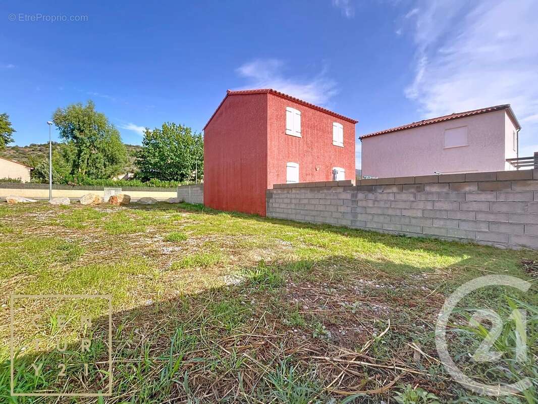 Terrain à PRADES