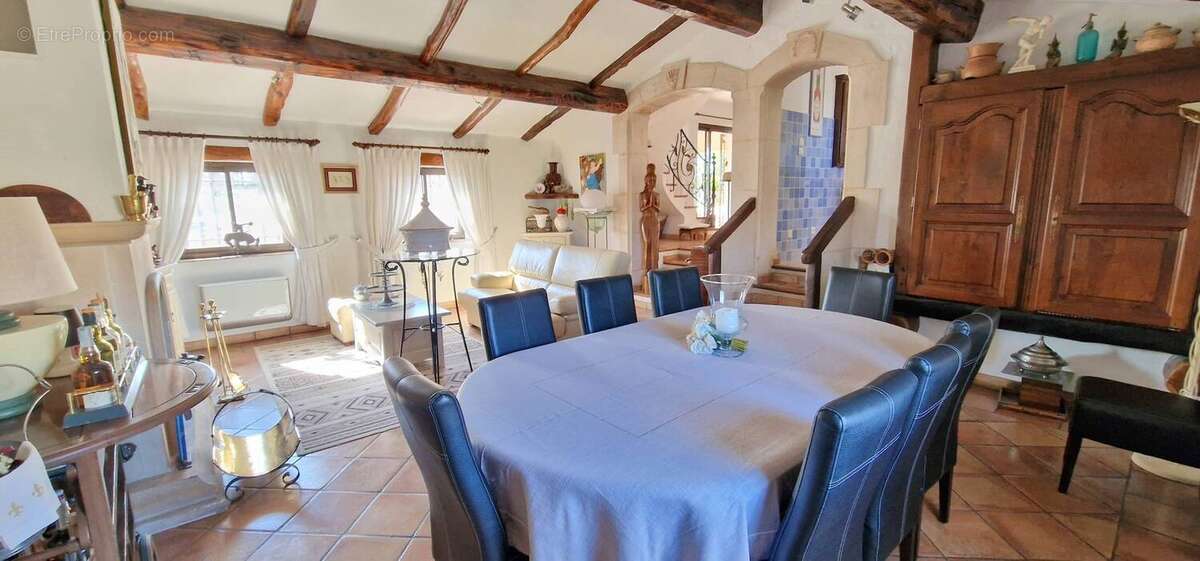 Autre à SAINT-RAPHAEL