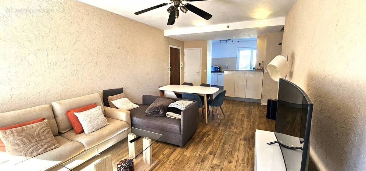 Appartement à FREJUS