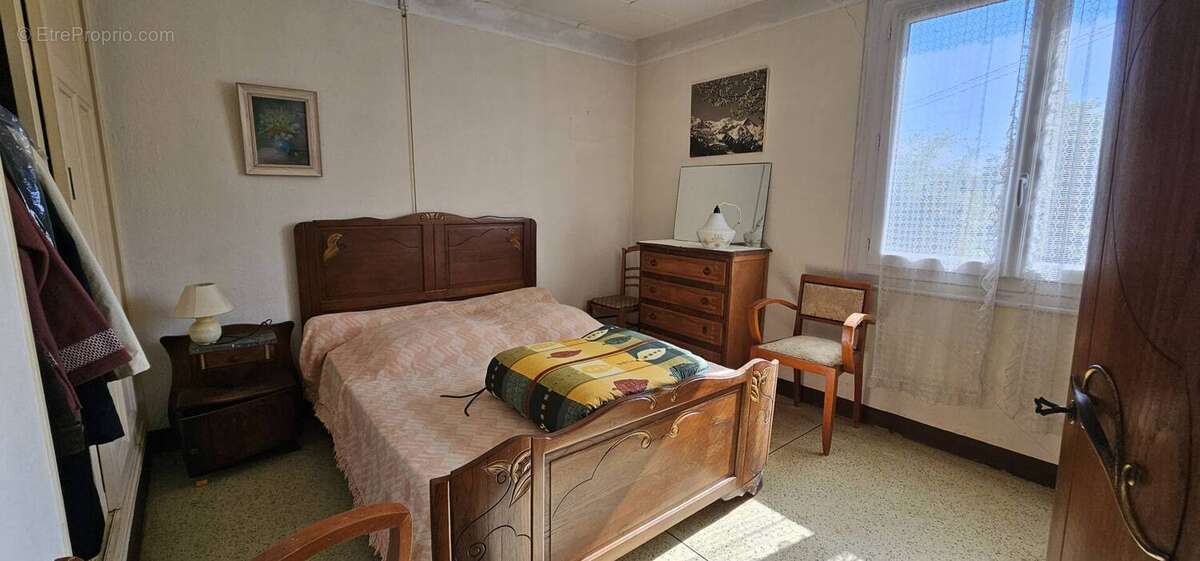 Maison à ROQUEBRUNE-SUR-ARGENS