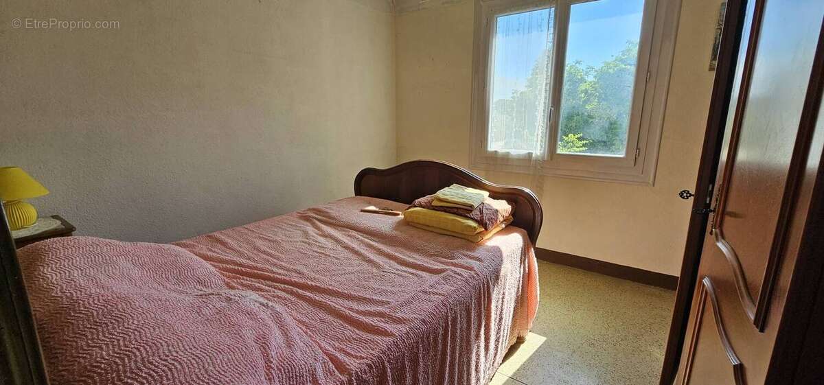 Maison à ROQUEBRUNE-SUR-ARGENS