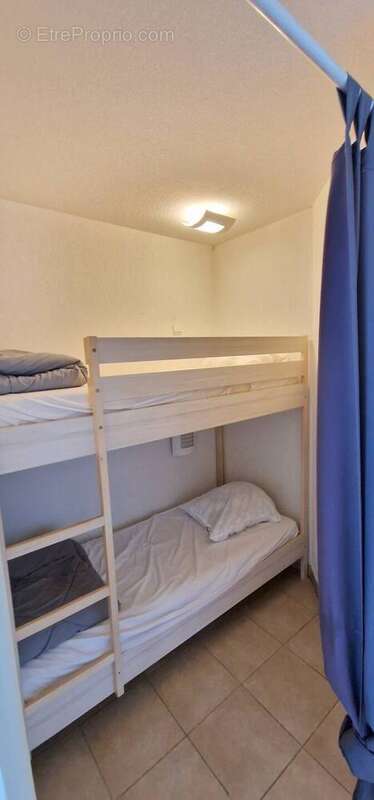 Appartement à ROQUEBRUNE-SUR-ARGENS