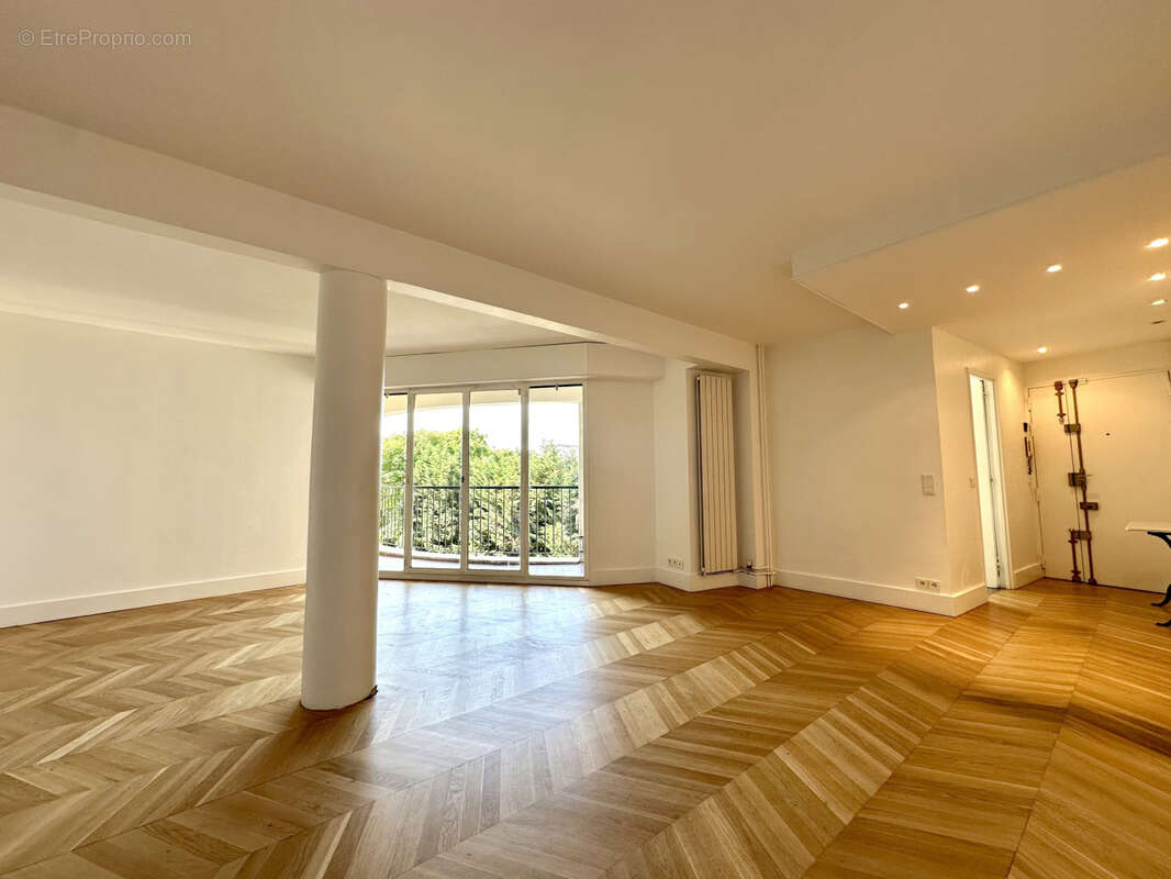 Appartement à NOGENT-SUR-MARNE