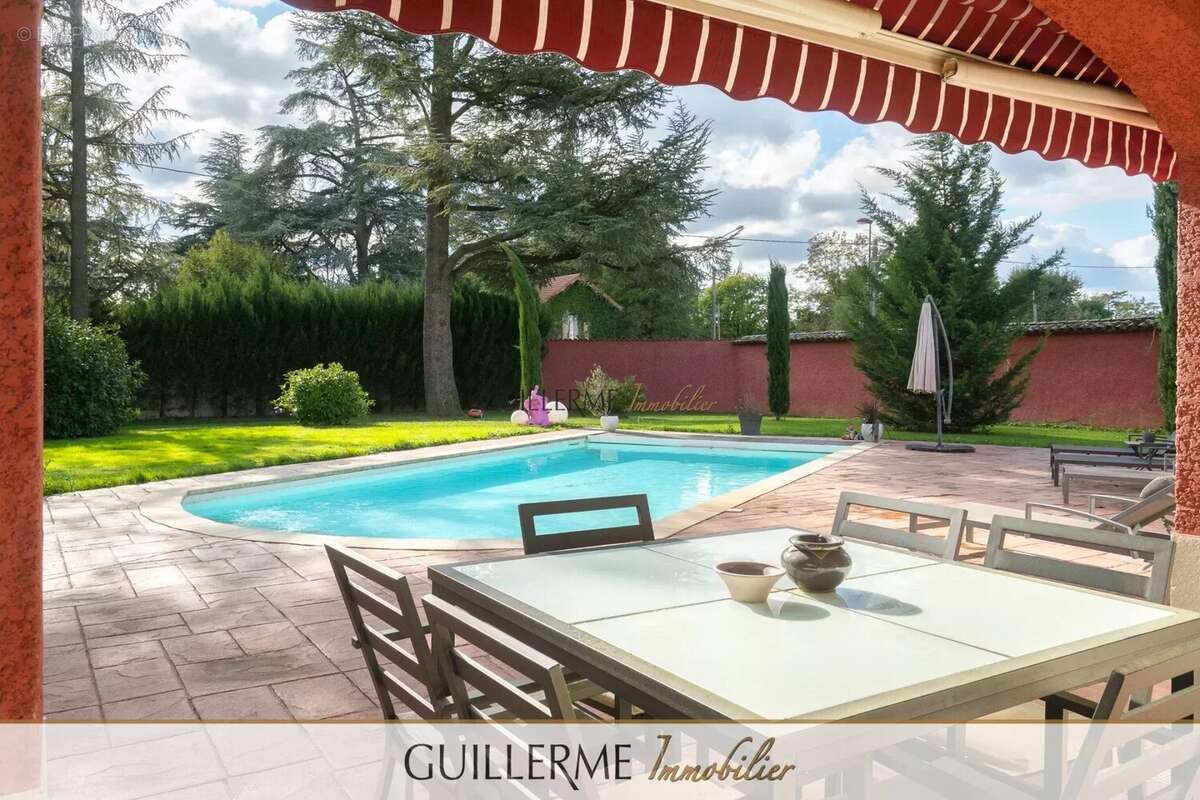 Maison à CHARBONNIERES-LES-BAINS